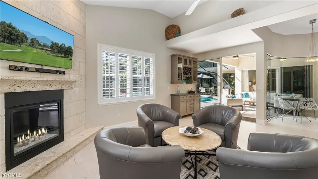 8558 S Lake Circle Fort Myers FL 33908