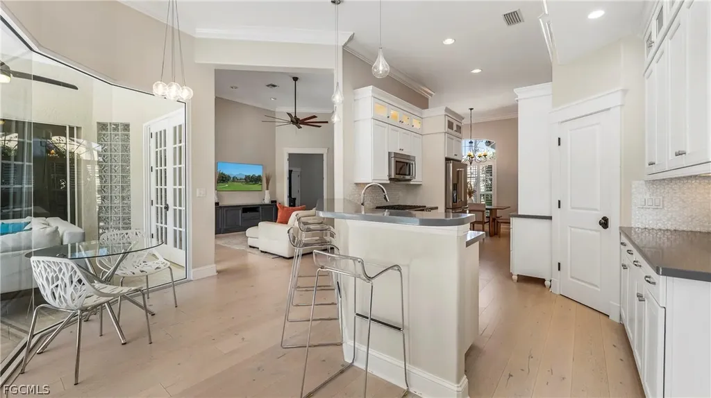 8558 S Lake Circle Fort Myers FL 33908