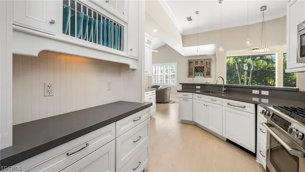 8558 S Lake Circle Fort Myers FL 33908