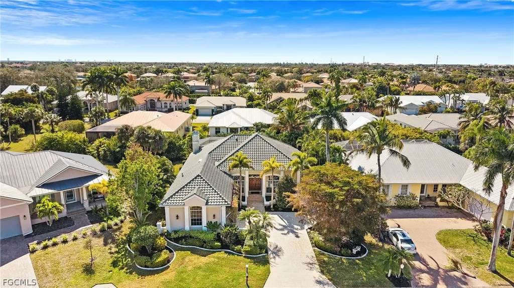 8558 S Lake Circle Fort Myers FL 33908