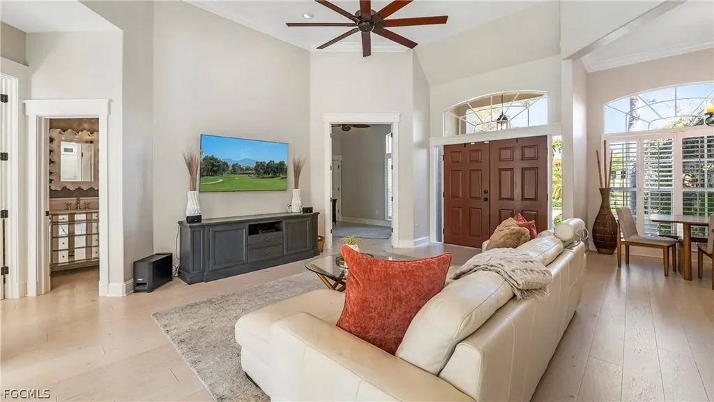 8558 S Lake Circle Fort Myers FL 33908
