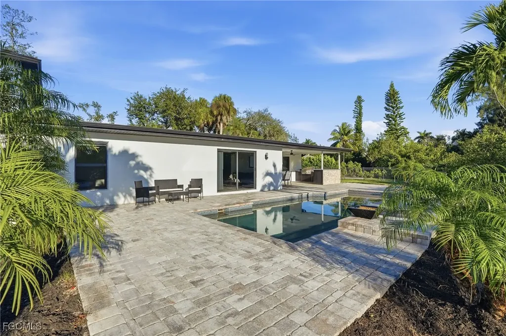 7161 Shannon Boulevard Fort Myers FL 33908