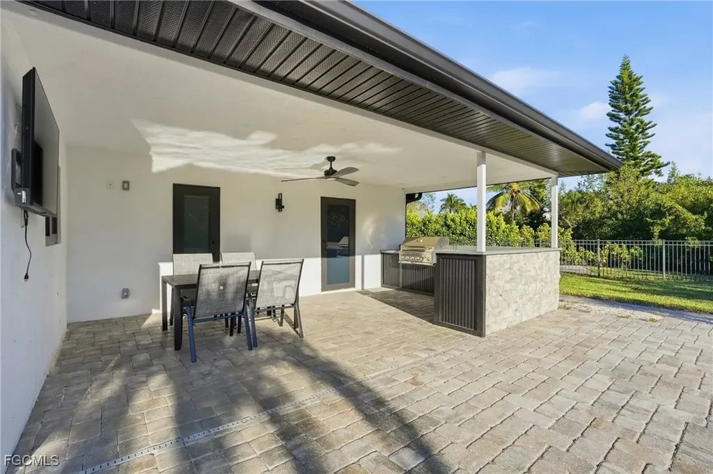 7161 Shannon Boulevard Fort Myers FL 33908