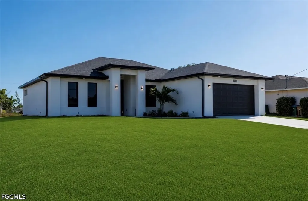2124 NE 28th Street Cape Coral FL 33909