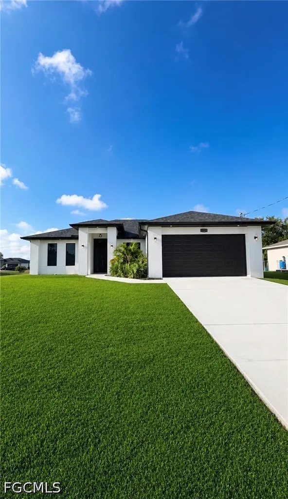 2124 NE 28th Street Cape Coral FL 33909