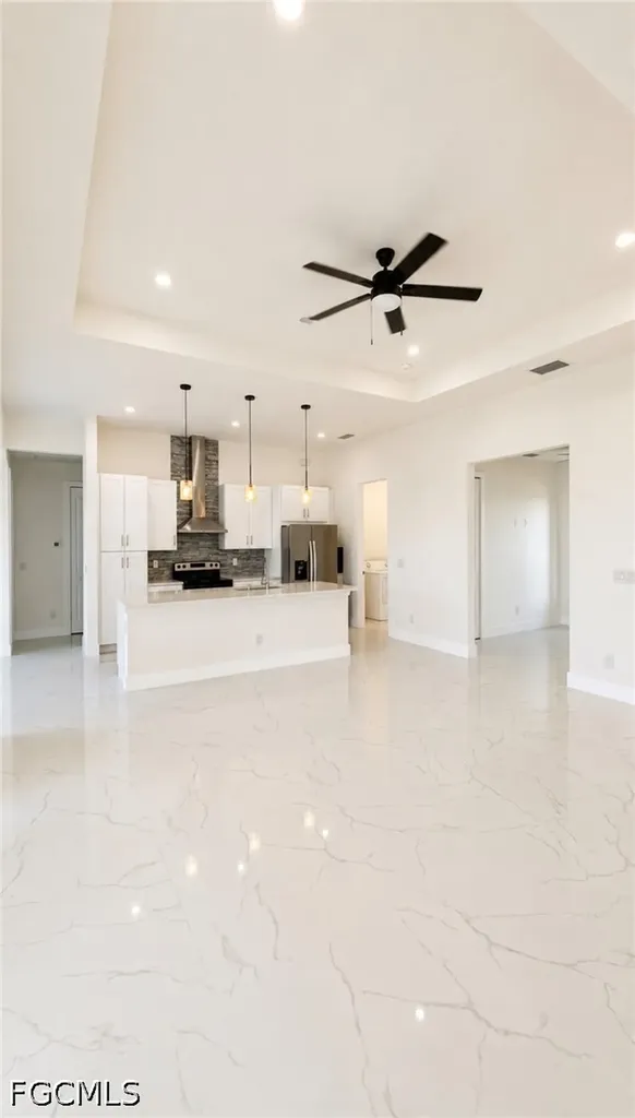 2124 NE 28th Street Cape Coral FL 33909