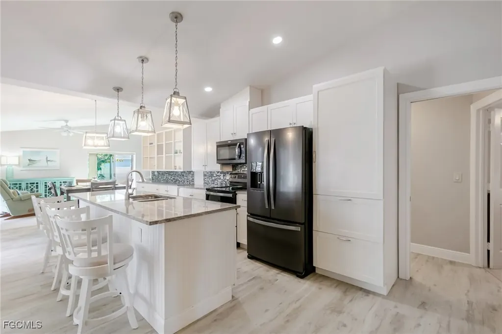 2308 Everest Parkway Cape Coral FL 33904