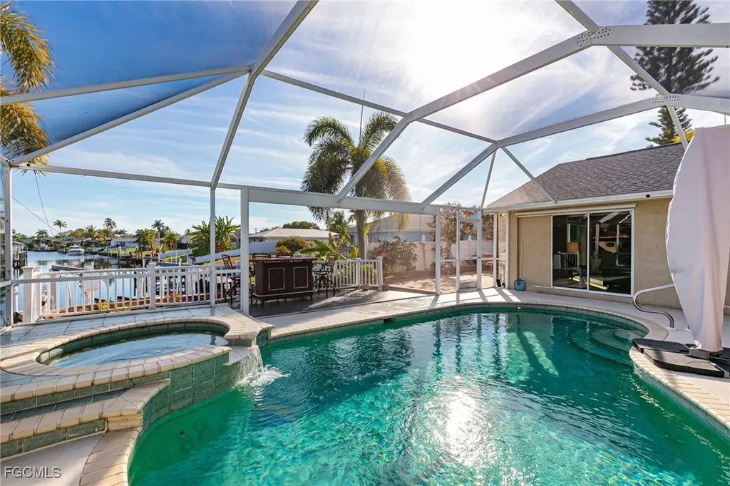 2308 Everest Parkway Cape Coral FL 33904