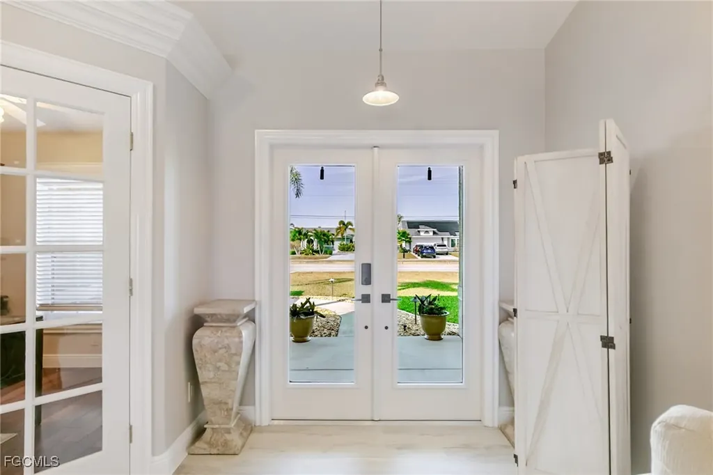 2308 Everest Parkway Cape Coral FL 33904