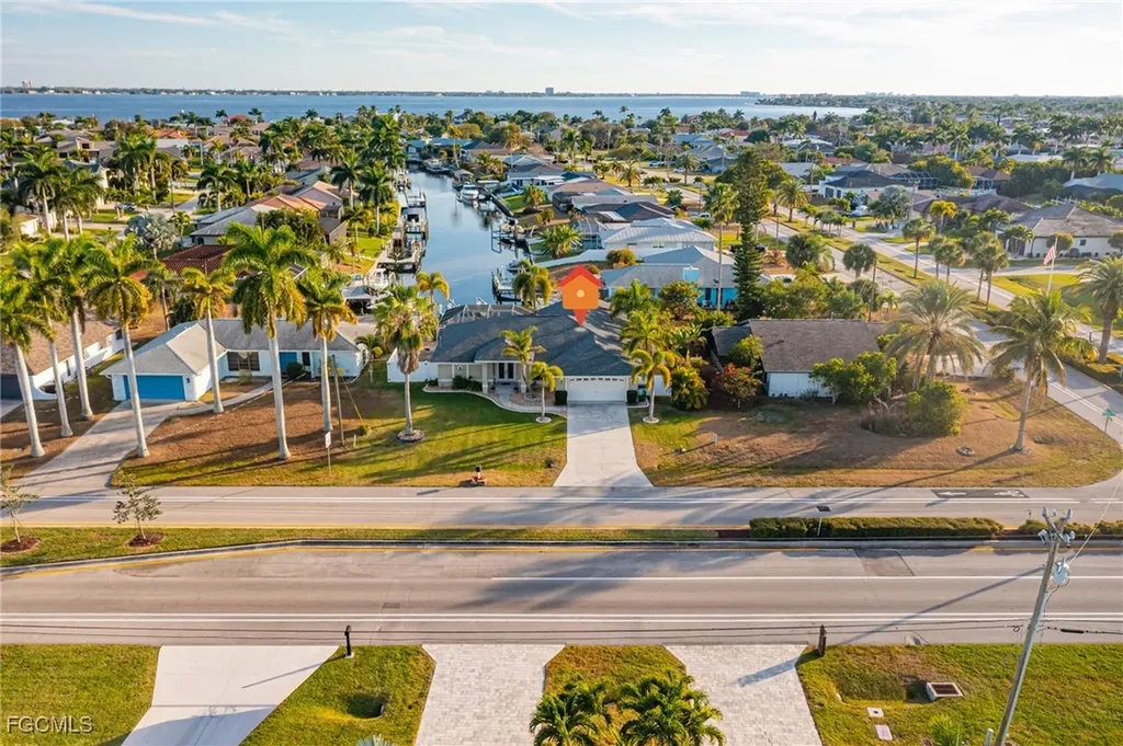 2308 Everest Parkway Cape Coral FL 33904
