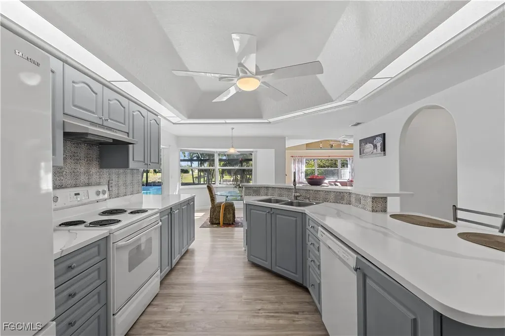 230 Kamal Parkway Cape Coral FL 33904