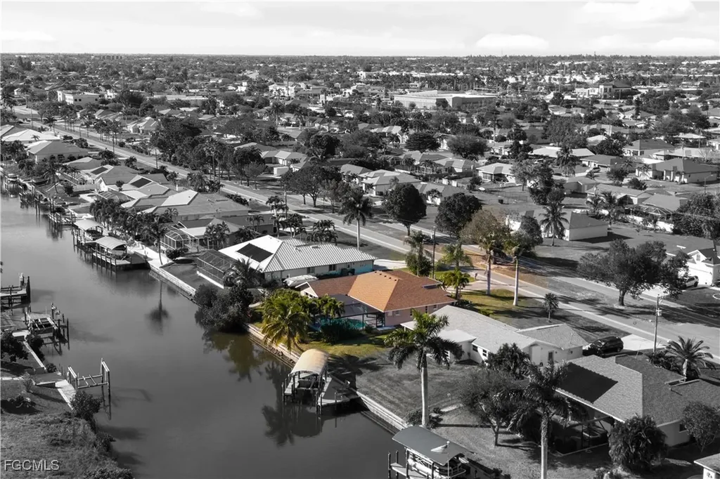 230 Kamal Parkway Cape Coral FL 33904