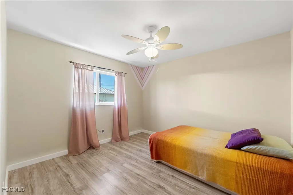 230 Kamal Parkway Cape Coral FL 33904