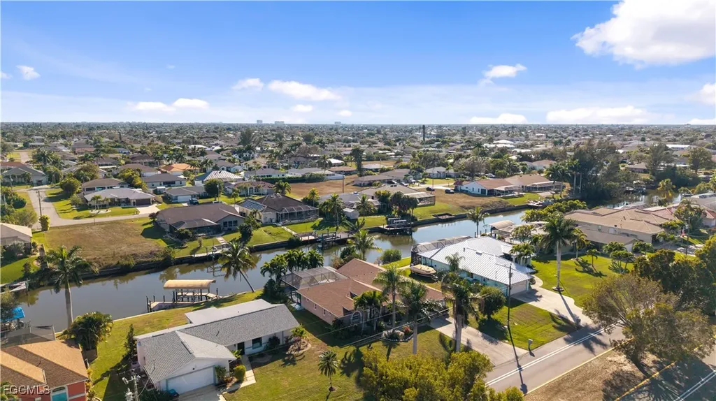 230 Kamal Parkway Cape Coral FL 33904