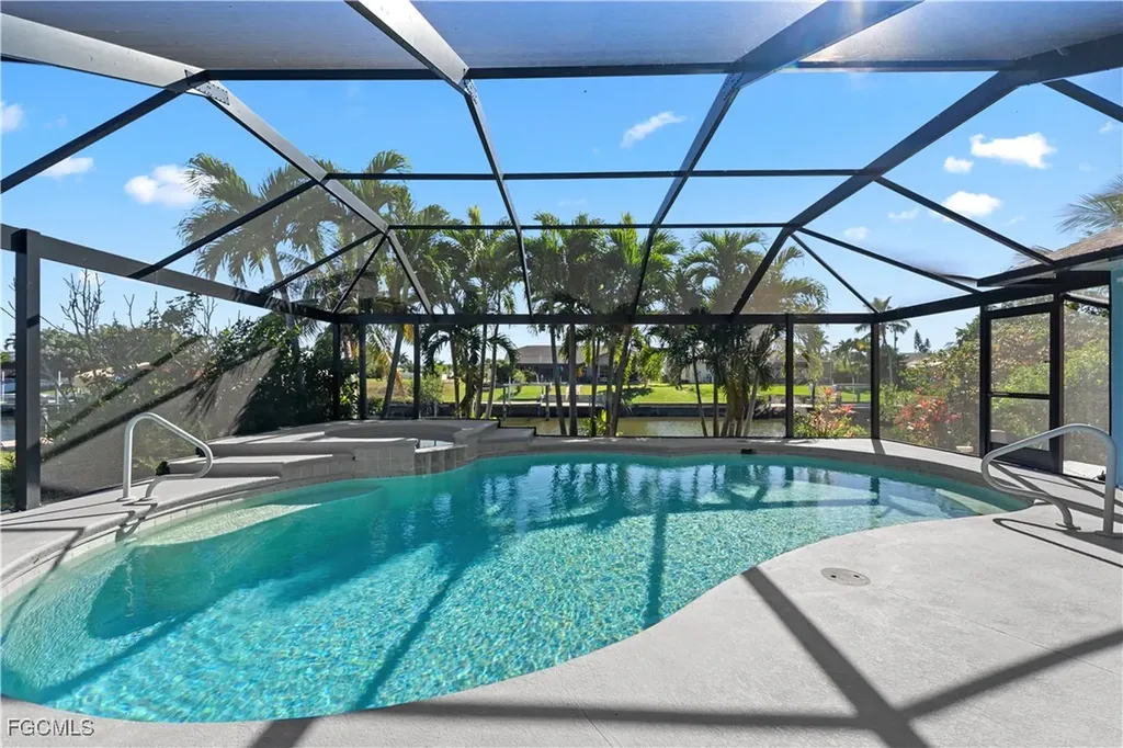 230 Kamal Parkway Cape Coral FL 33904