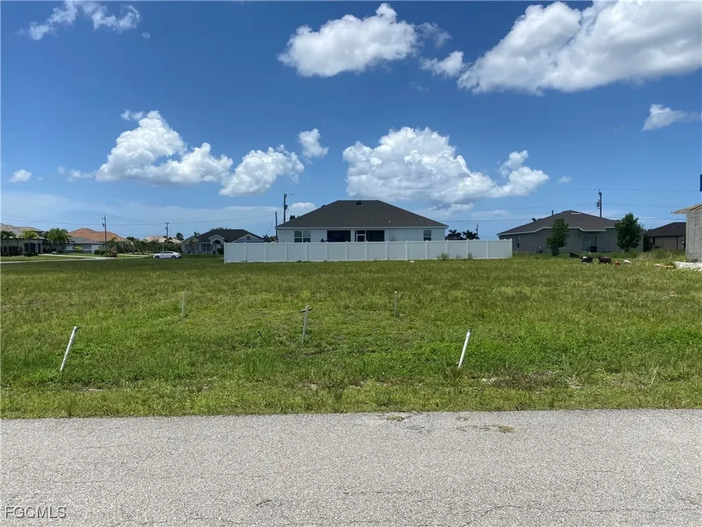 1412 NW 36th Place Cape Coral FL 33993