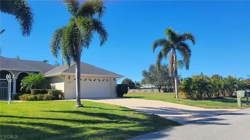 126/128 Tangerine Road Lake Placid FL 33852