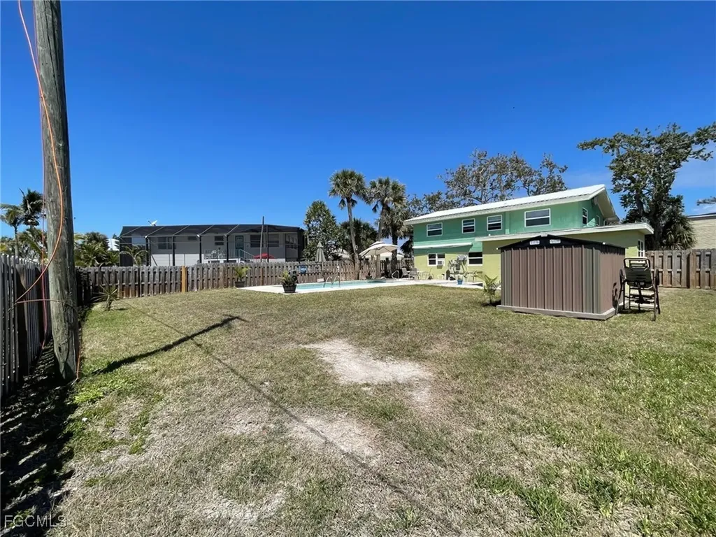 5460 Oak Ridge Avenue Fort Myers Beach FL 33931