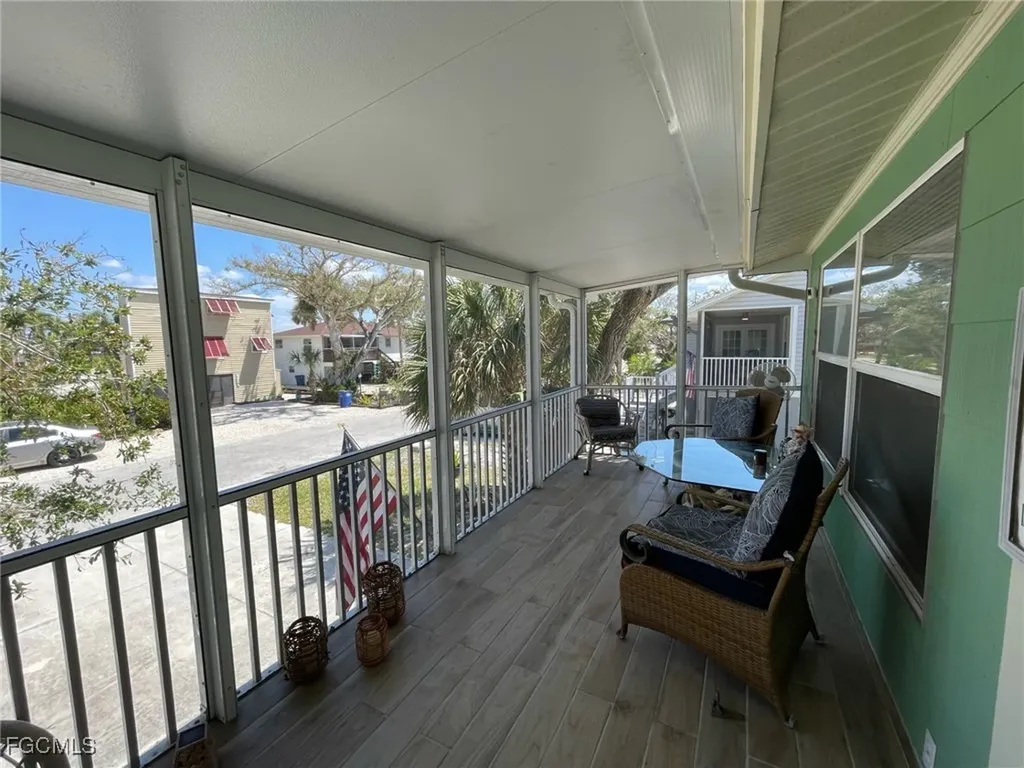 5460 Oak Ridge Avenue Fort Myers Beach FL 33931
