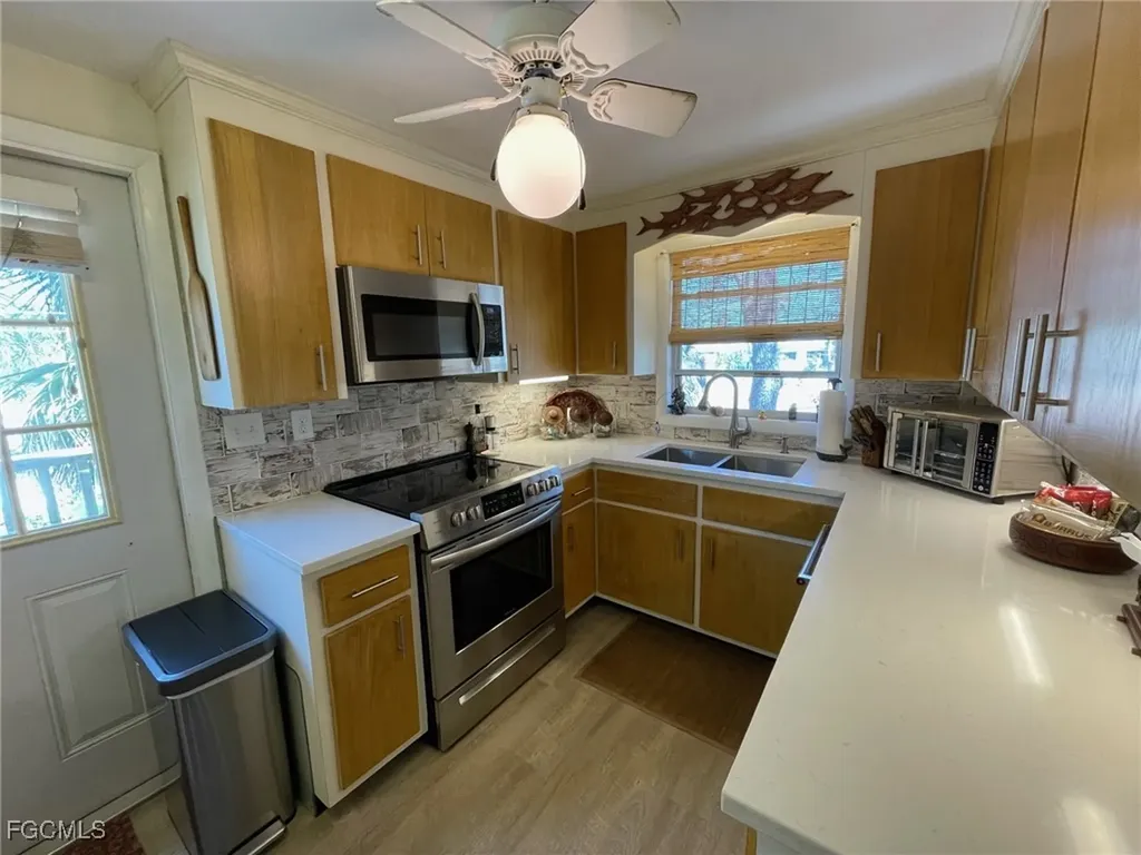 5460 Oak Ridge Avenue Fort Myers Beach FL 33931