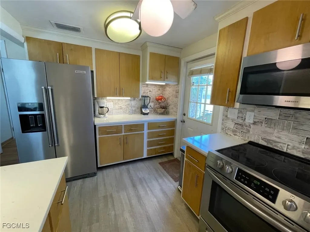 5460 Oak Ridge Avenue Fort Myers Beach FL 33931