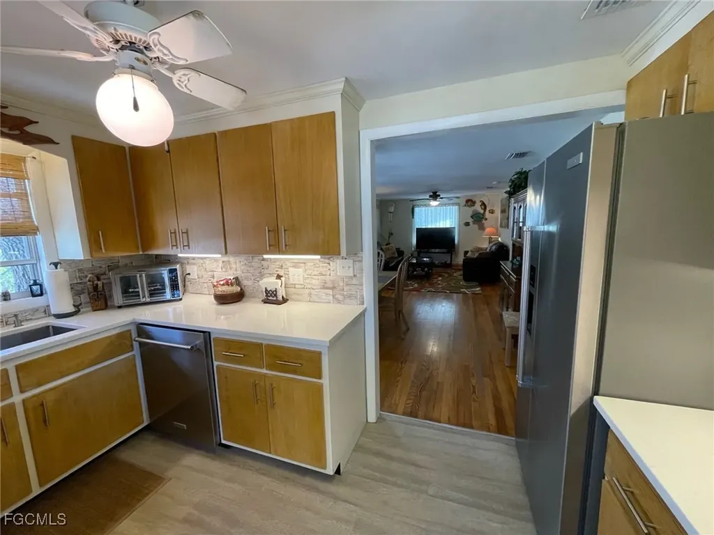 5460 Oak Ridge Avenue Fort Myers Beach FL 33931
