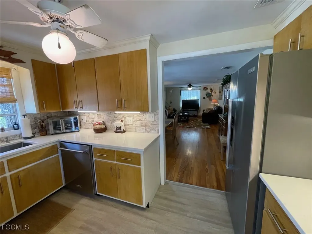 5460 Oak Ridge Avenue Fort Myers Beach FL 33931