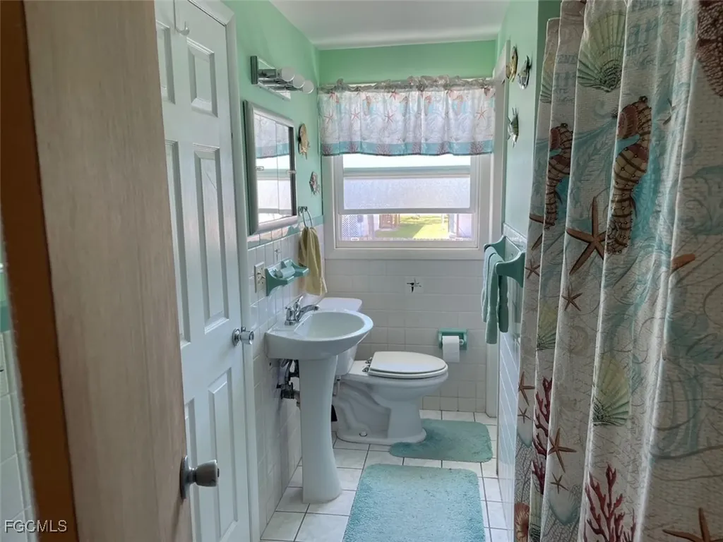 5460 Oak Ridge Avenue Fort Myers Beach FL 33931