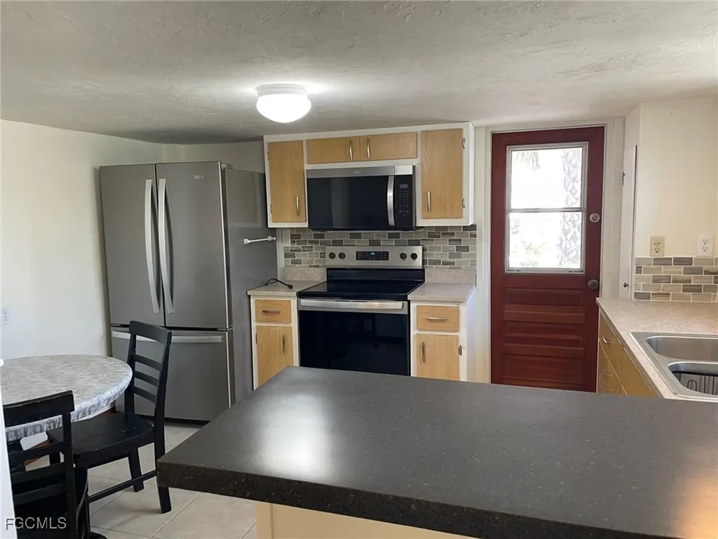 5460 Oak Ridge Avenue Fort Myers Beach FL 33931