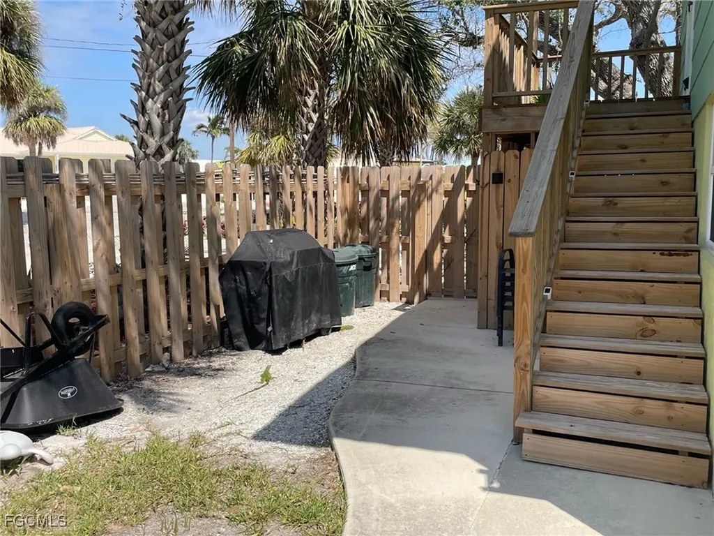 5460 Oak Ridge Avenue Fort Myers Beach FL 33931