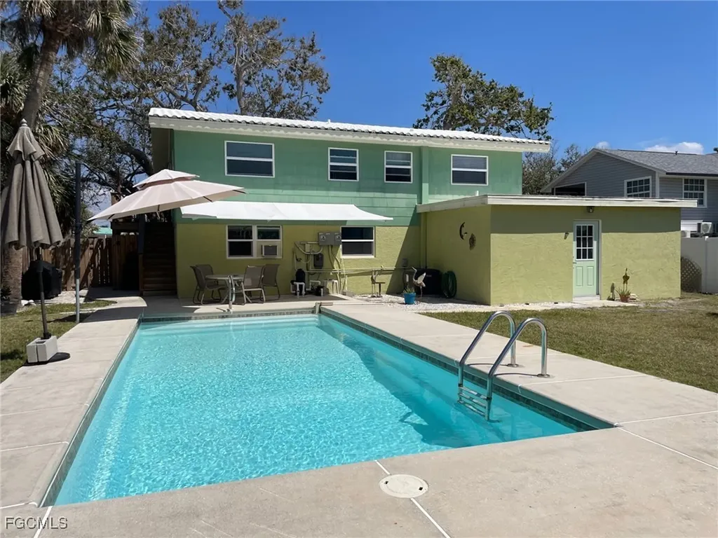 5460 Oak Ridge Avenue Fort Myers Beach FL 33931