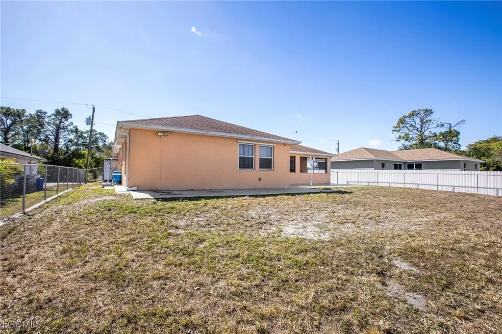 4914 7th Street W Lehigh Acres FL 33971