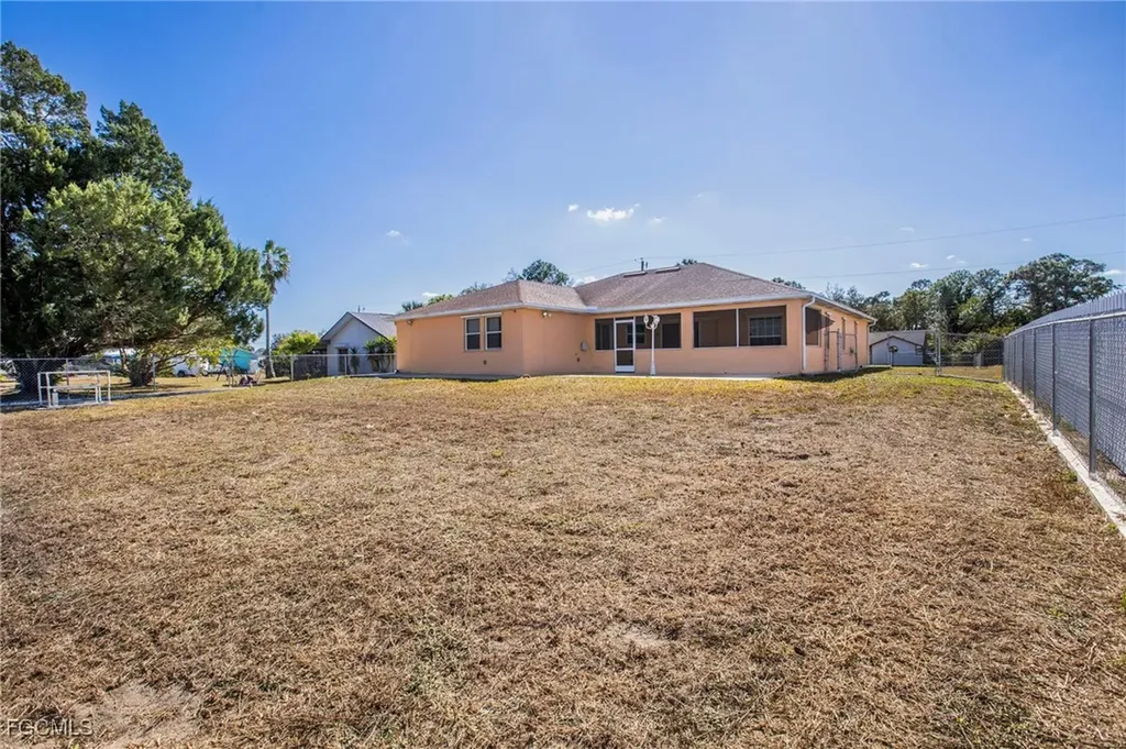 4914 7th Street W Lehigh Acres FL 33971