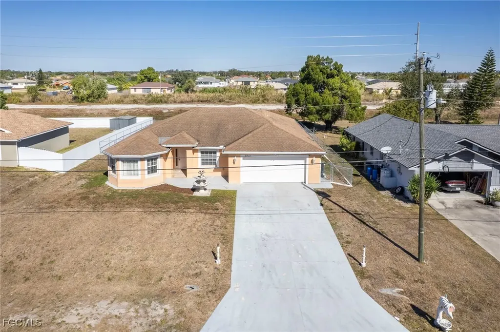 4914 7th Street W Lehigh Acres FL 33971