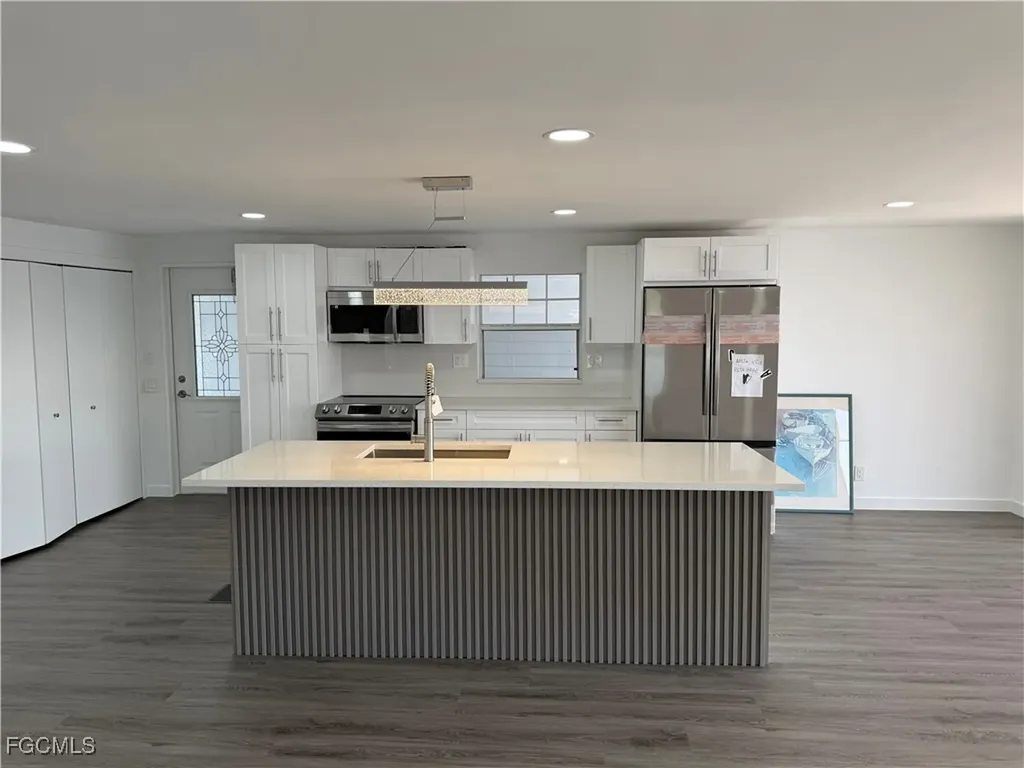 14657 Paul Revere Loop North Fort Myers FL 33917