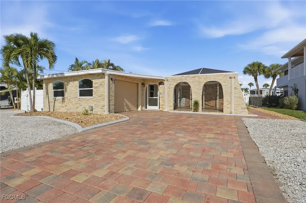 17741 Rebecca Avenue Fort Myers Beach FL 33931