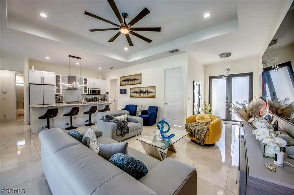 519 Trafalgar Parkway Cape Coral FL 33991
