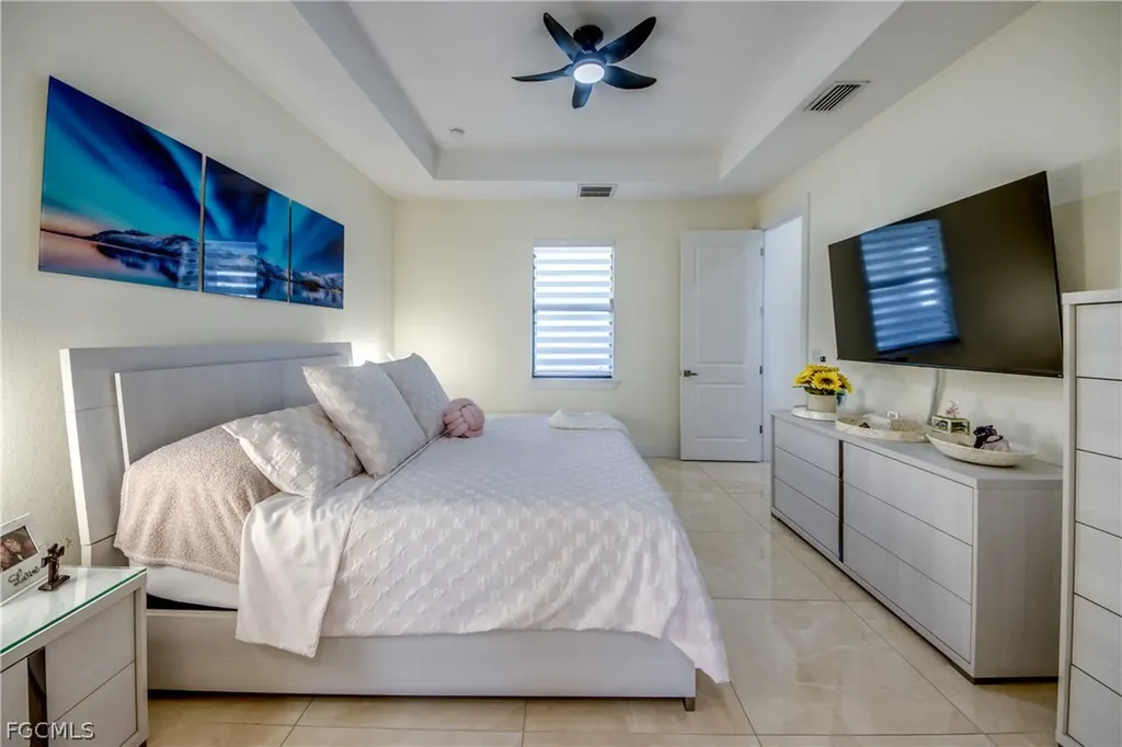 519 Trafalgar Parkway Cape Coral FL 33991
