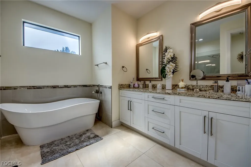 519 Trafalgar Parkway Cape Coral FL 33991