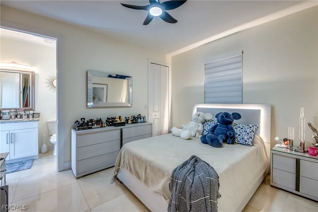 519 Trafalgar Parkway Cape Coral FL 33991