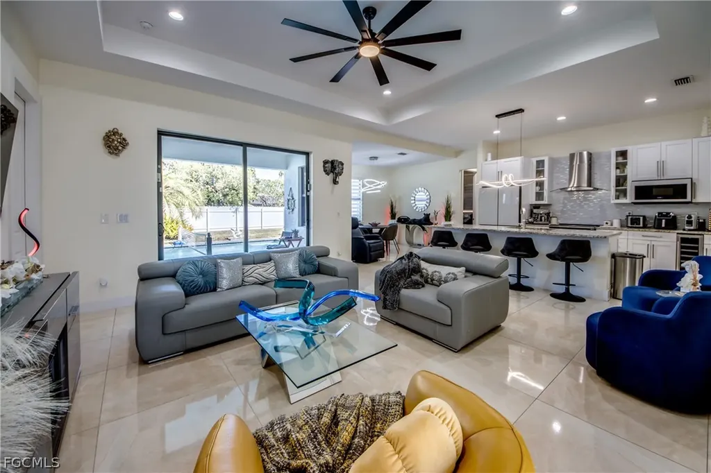 519 Trafalgar Parkway Cape Coral FL 33991
