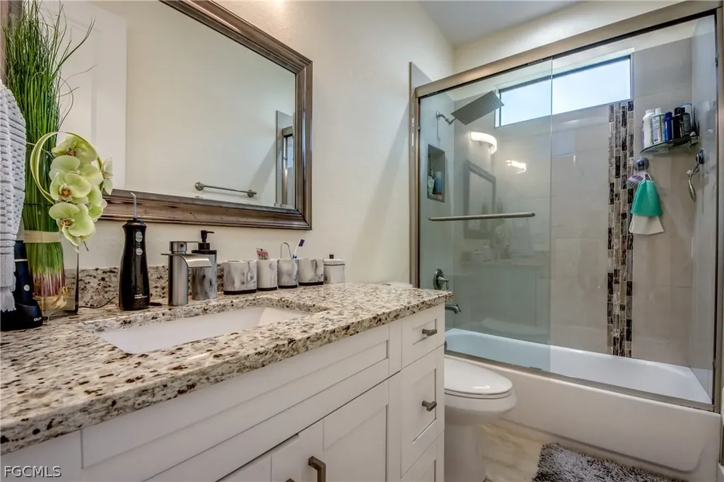 519 Trafalgar Parkway Cape Coral FL 33991