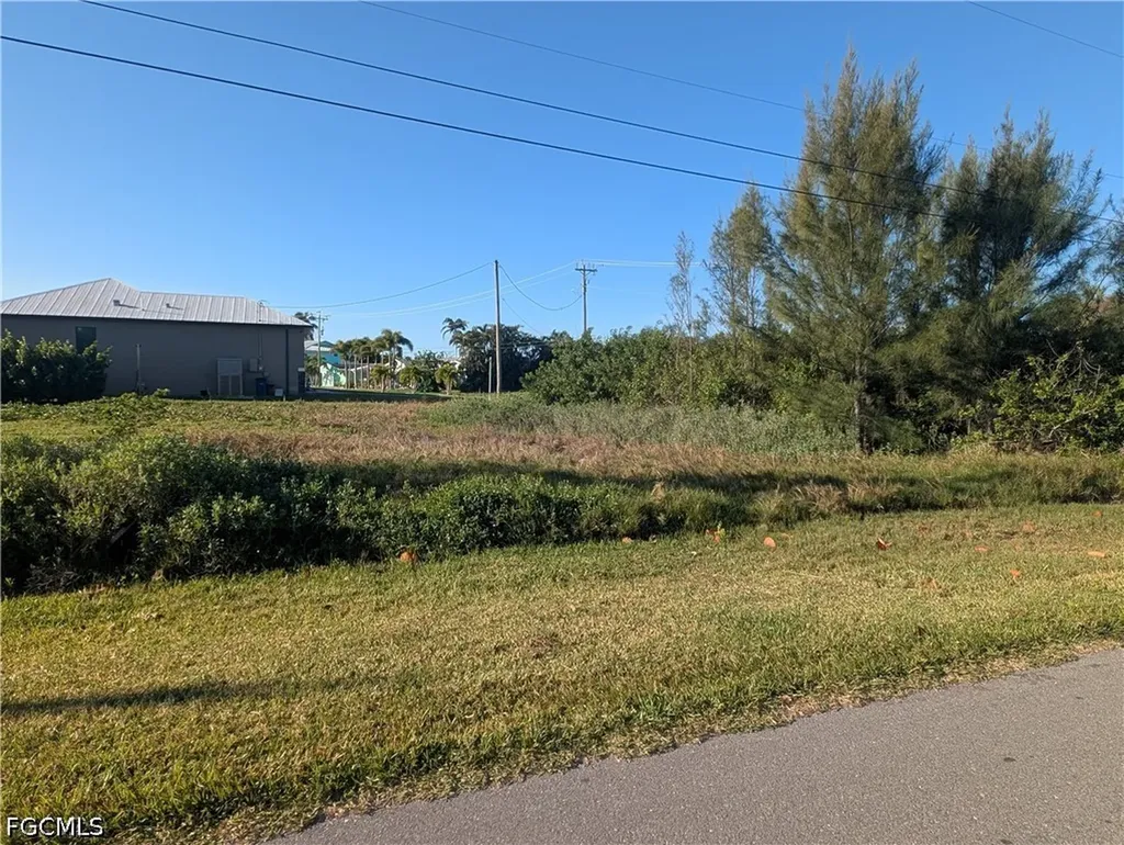 2391 Rose Avenue St. James City FL 33956
