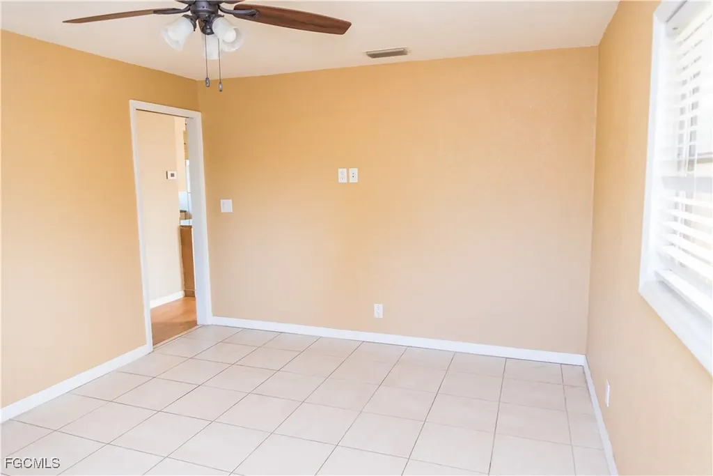 4103 E 10th Street Lehigh Acres FL 33972