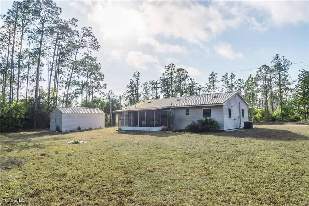4103 E 10th Street Lehigh Acres FL 33972