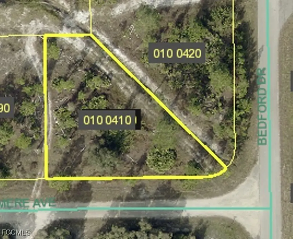 754 Cashmere Avenue Lehigh Acres FL 33974