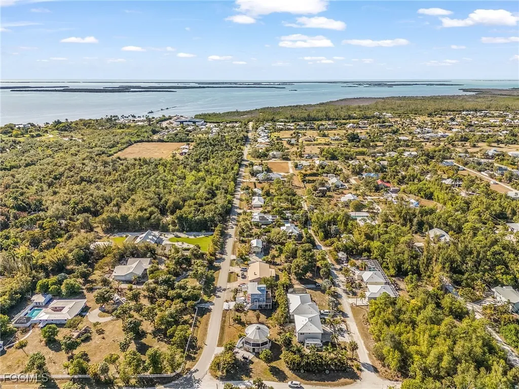 7250 Caloosa Drive Bokeelia FL 33922