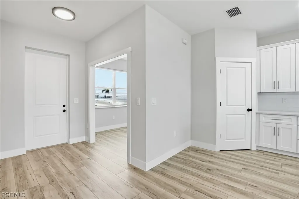 3020 NW 6th Avenue Cape Coral FL 33993