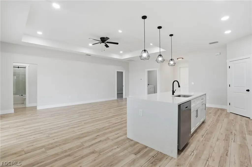 3020 NW 6th Avenue Cape Coral FL 33993