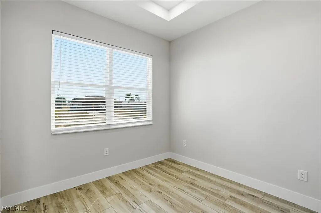 3020 NW 6th Avenue Cape Coral FL 33993